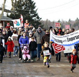 Hundreds participated in Walk the Block rallies in Hillsborough and Riverside-Albert (seen here) in Albert County in early 2013 to show their opposition to the granting of approvals for oil and gas development in the county and province. Hillsborough Village Council passed a resolution in March calling upon the government of New Brunswick to stop all approved gas and oil activities within 4 km of village limits and 4 km from water supplies, both above and below ground. According to Minister of Energy and Mines Craig Leonard, there are no justifications to cease oil and gas activity at this point. Photo by Deborah Carr.
