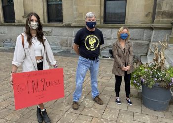 Public sector unions join social justice groups to rally for climate justice