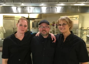 Food workers to consider job offer Monday, after contract flip at Mount Allison University