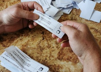 CUPE 1190 members vote overwhelmingly to strike over wages, benefits