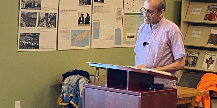 Poster exhibit remembers the two Japanese cities devastated by nuclear weapons [video]