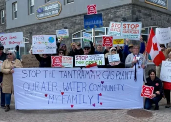 Protesters rally in Sackville as environmental award goes to gas plant opponents