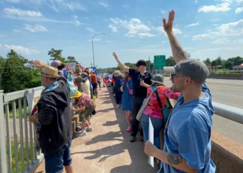 Gas plant opponents line Sackville bridge saying fight isn’t over