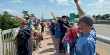 Gas plant opponents line Sackville bridge saying fight isn’t over