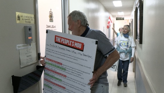 ‘People’s MOU’ called on feds to change course on climate policy ahead of pipeline announcement