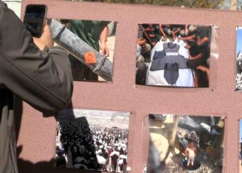 Photo exhibit shows dangers faced by journalists, daily struggle to survive in Gaza Strip [video]