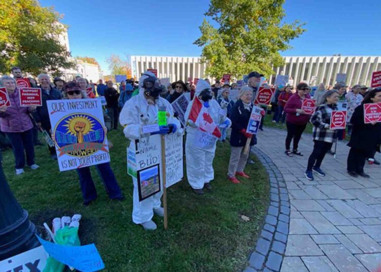 Activists call for province to reverse energy, resource projects as MLAs return to Legislature